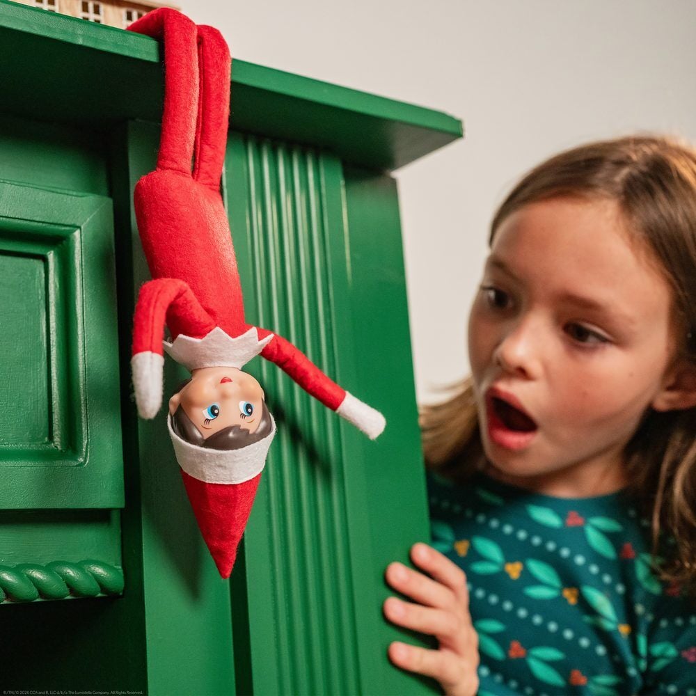 Set The Elf on the Shelf con cuento en español y Elfa articulada - 5